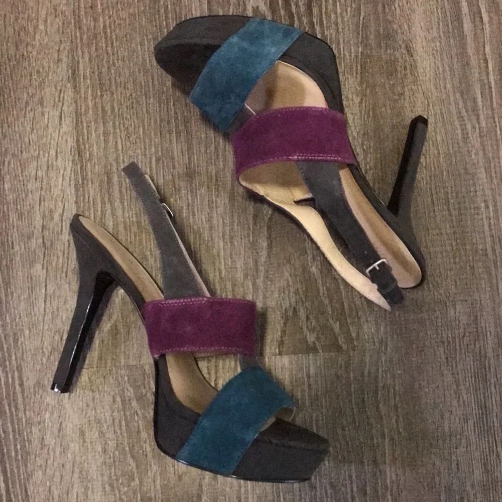 Nine West suede sling backs
